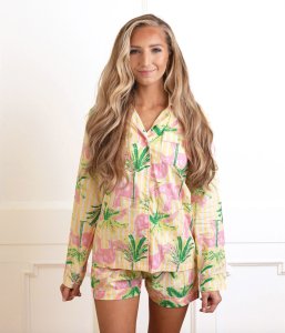 8 Oak Lane Women's Elephant Palms Cotton Long Sleeve Shorts Set