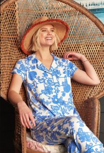 The Cat's Pajamas Women's Chrysantheme Pima Knit Cotton Capri Pajama Set in Blue