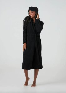 Kashwére Black Seasonless Robe