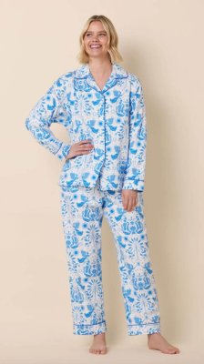 The Cat's Pajamas Women's Angels Among Us Flannel Classic Pajama Set