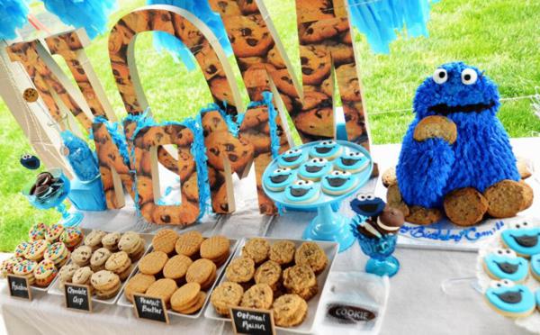 Cookie Monster-themed cookie swap