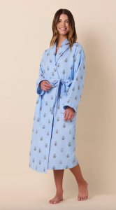 The Cat's Pajamas Women's Queen Bee Flannel Shawl Collar Robe in Blue