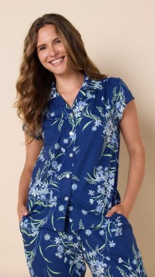 The Cat's Pajamas Women's Garden Posy Luxe Pima Cotton Capri Pajama Set in Navy
