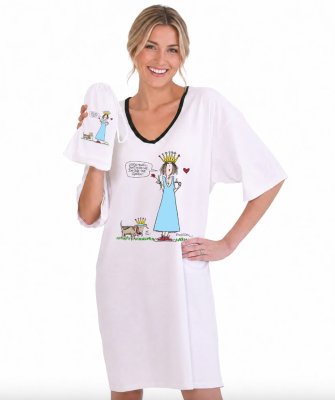 Emerson Street "Listen Honey-Don't Mind Me...I'm Just The Queen!" Cotton Nightshirt in A Bag