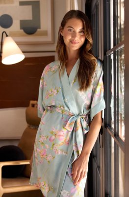 The Cat's Pajamas Women's Moonlit Garden Silk Kimono Robe