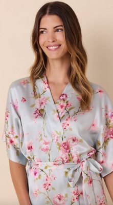 The Cat's Pajamas Women's Morning In Kyoto Silk Kimono Robe