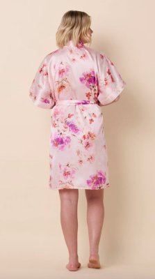 The Cat's Pajamas Women's Morning In Savannah Silk Kimono Robe