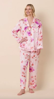 The Cat's Pajamas Women's Morning In Savannah Silk Classic Pajama Set