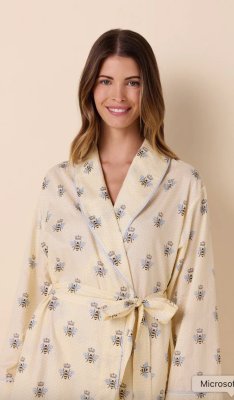 The Cat's Pajamas Women's Queen Bee Luxe Pima Cotton Shawl Collar Robe in Honey