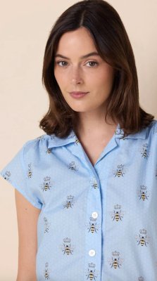 The Cat's Pajamas Women's Queen Bee Luxe Pima Cotton Capri Pajama Set in Blue