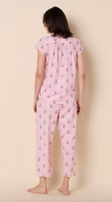 The Cat's Pajamas Women's Queen Bee Luxe Pima Cotton Capri Pajama Set in Pink