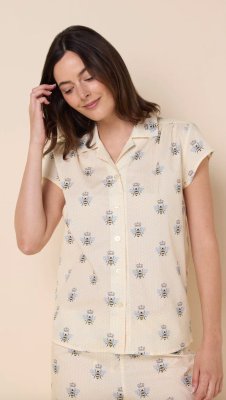 The Cat's Pajamas Women's Queen Bee Luxe Pima Cotton Short Sleeve Short Set in Honey